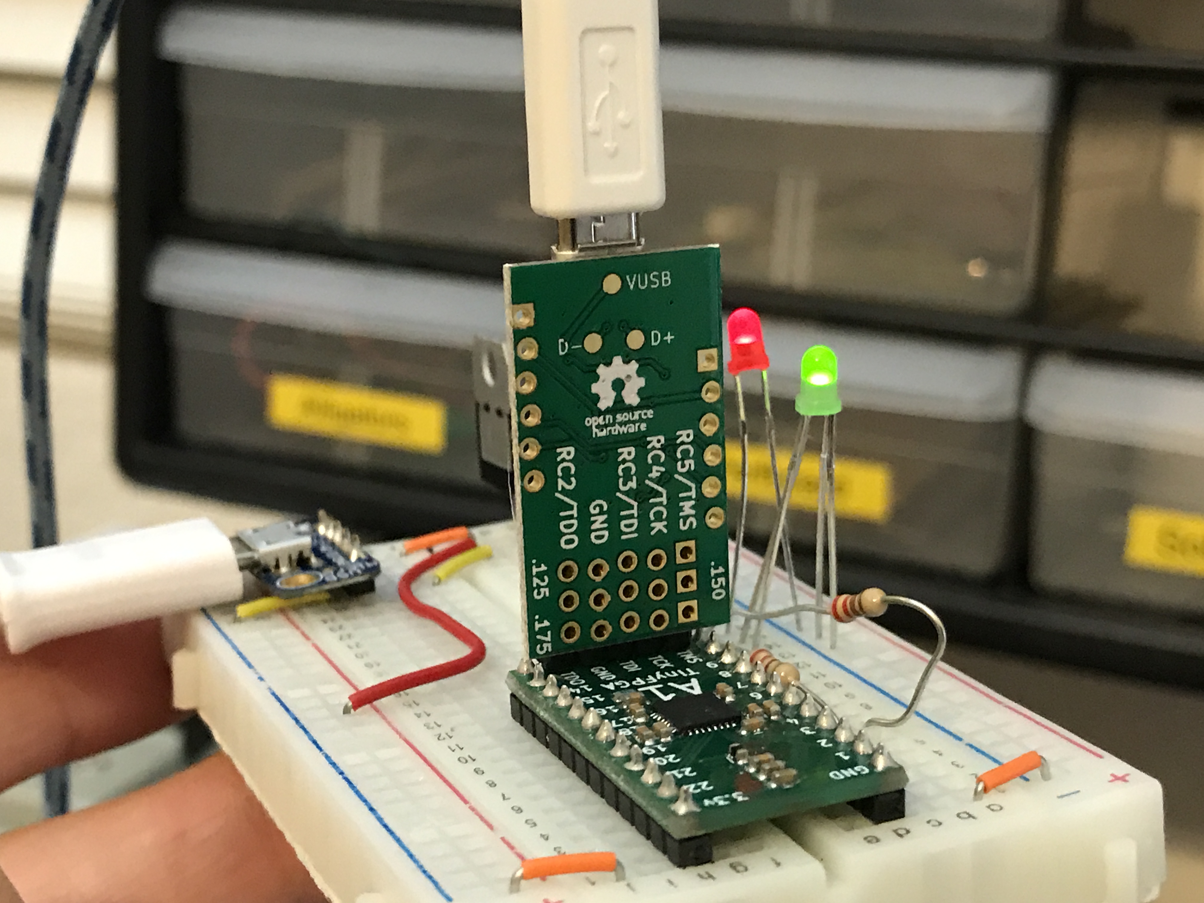 TinyFPGA blinker circuit with JTAG programmer